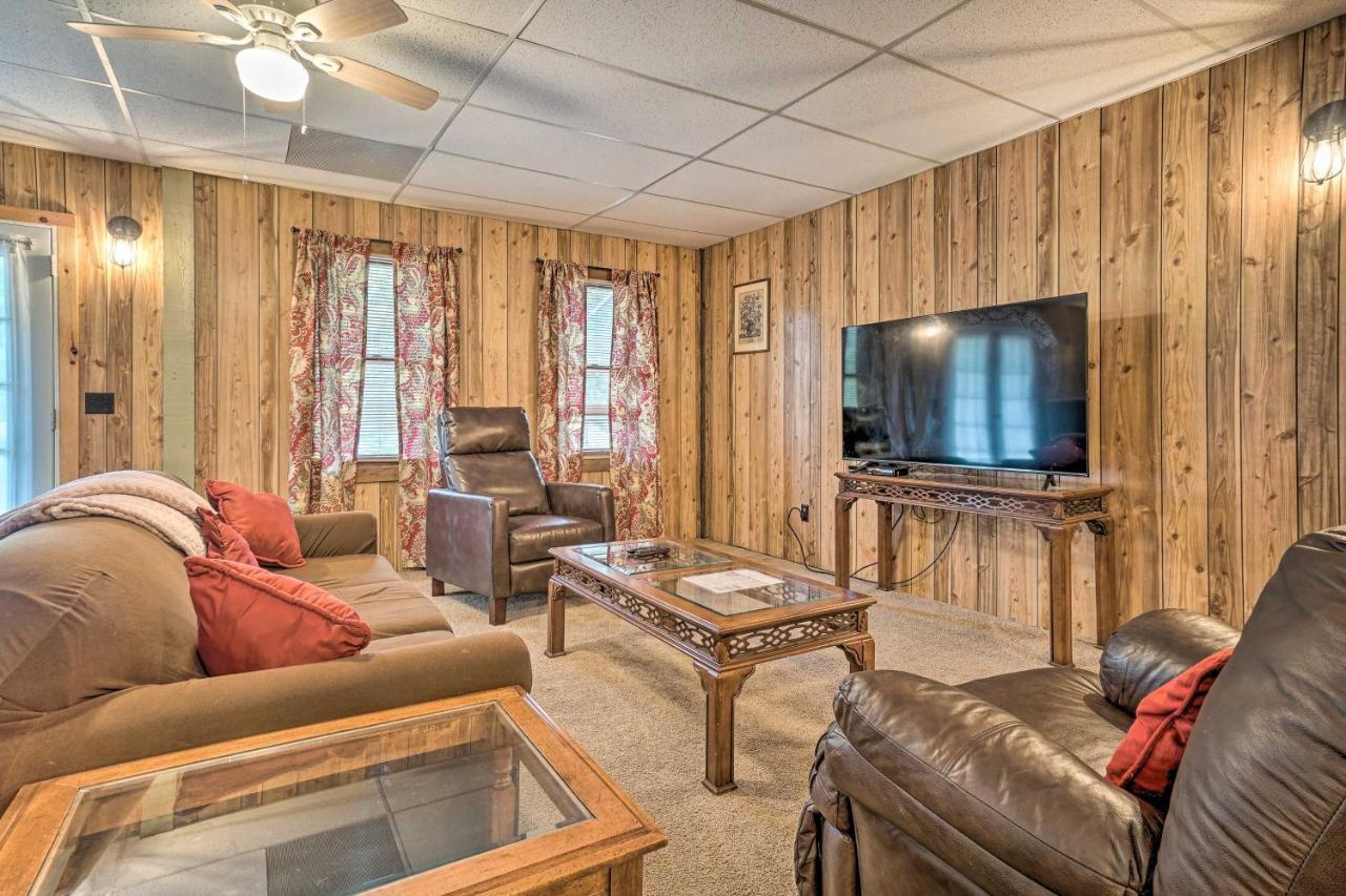 Trinity Oaks Escape With Hot Tub And Fire Pit Villa Clayton Kültér fotó