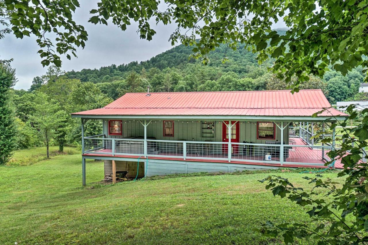 Trinity Oaks Escape With Hot Tub And Fire Pit Villa Clayton Kültér fotó